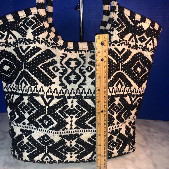 Shoulder Purse Tote Bag Large Jacquard Woven Bohemiam Black White Neutral NWOT - Picture 3 of 11